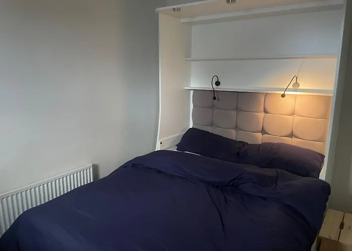 2-bed House Sleeps 4 Wifi * Dublin